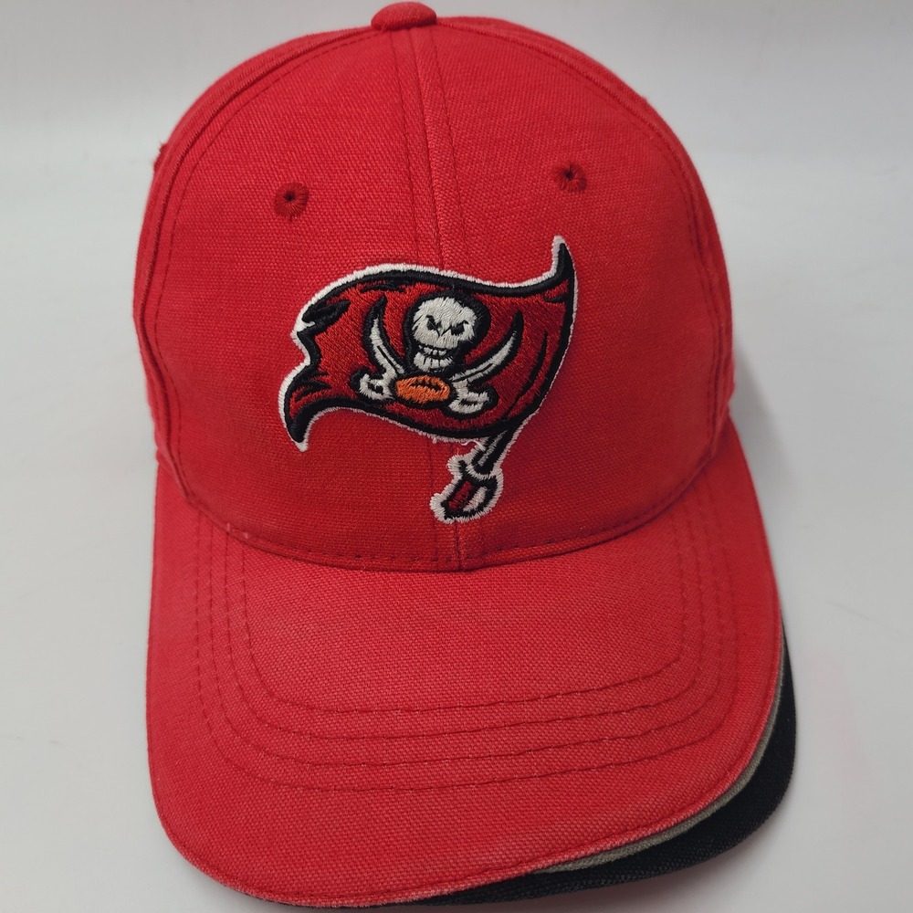 Vintage Tampa Bay Buccaneers Hat‎ Adjustable Reebok Red Distressed NFL Pro Line